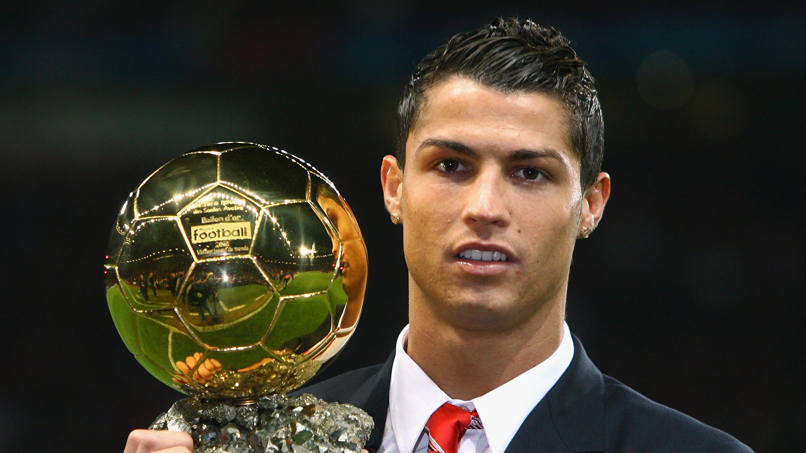 转会市场：皇马豪掷千万签下新星，布局未来，皇马球员转会